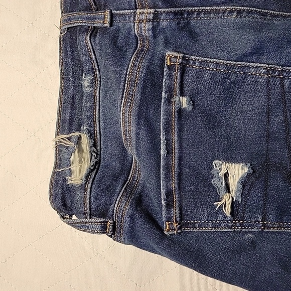 Women's Jeans - Picture 7 of 9